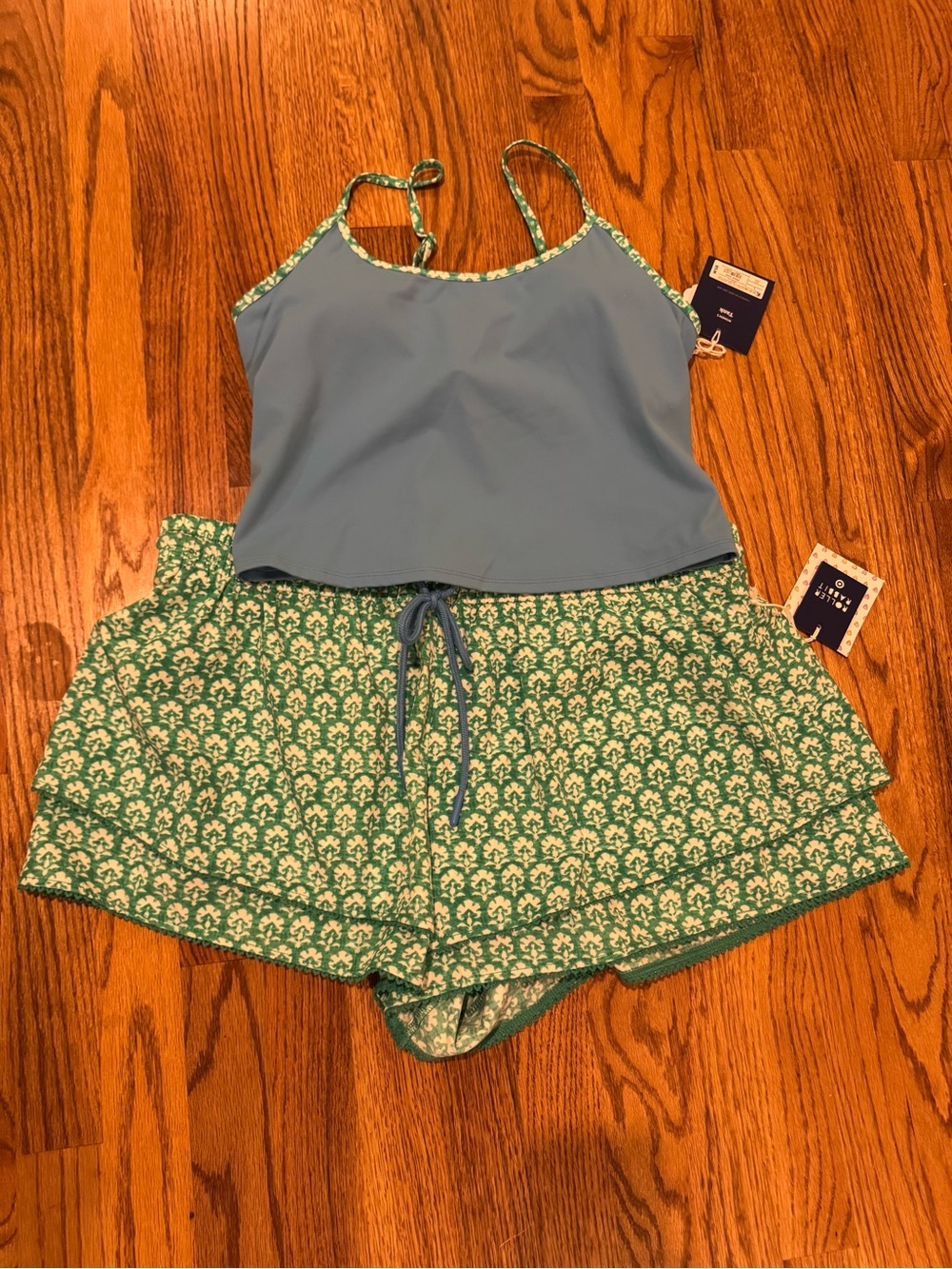 Roller Rabbit Blue Tank with Green Printed Athletic Shorts-size L-perfect!!